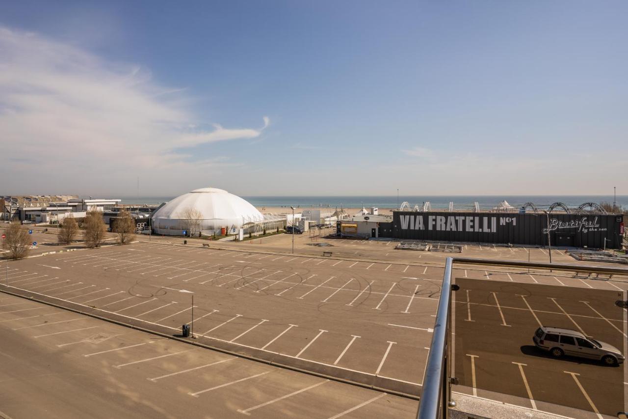 Summerland Sea-View Luxury Apartment Mamaia Extérieur photo