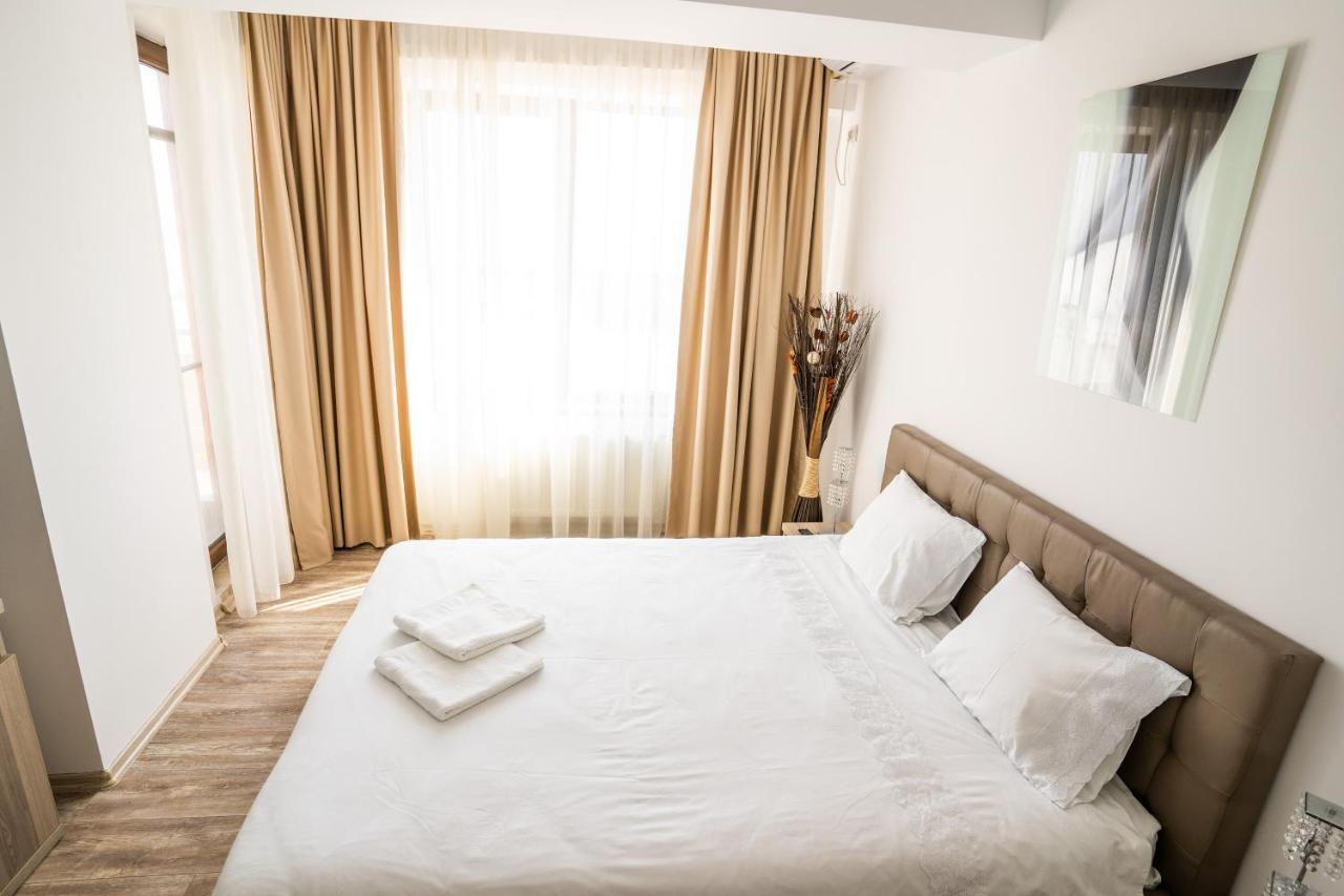 Summerland Sea-View Luxury Apartment Mamaia Extérieur photo