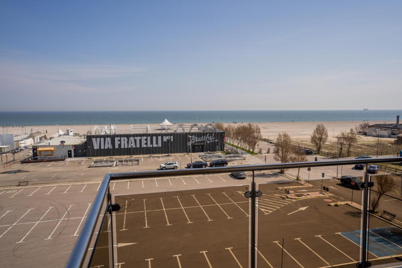 Summerland Sea-View Luxury Apartment Mamaia Extérieur photo