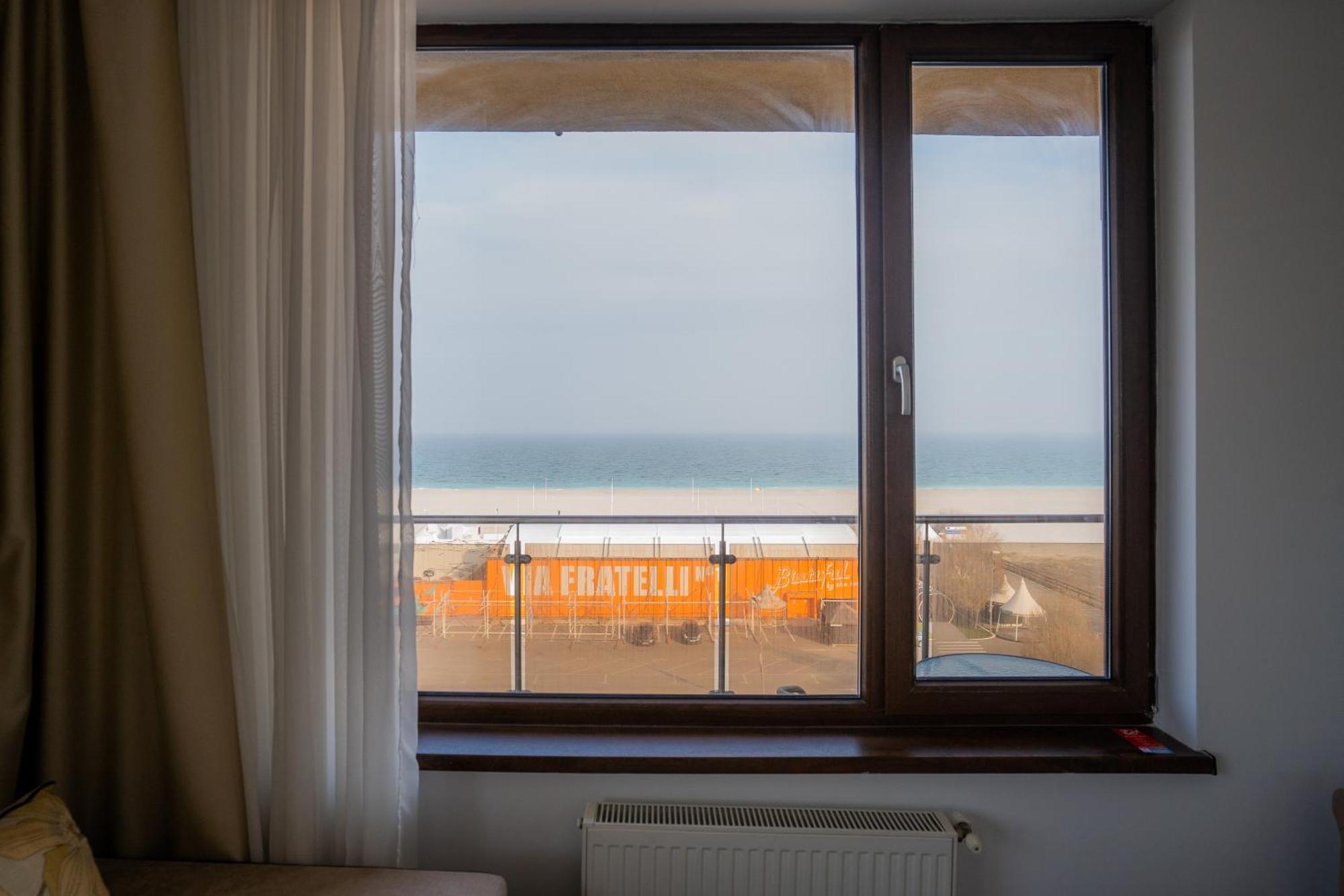 Summerland Sea-View Luxury Apartment Mamaia Extérieur photo
