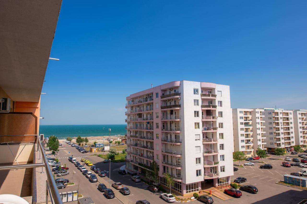 Summerland Sea-View Luxury Apartment Mamaia Extérieur photo