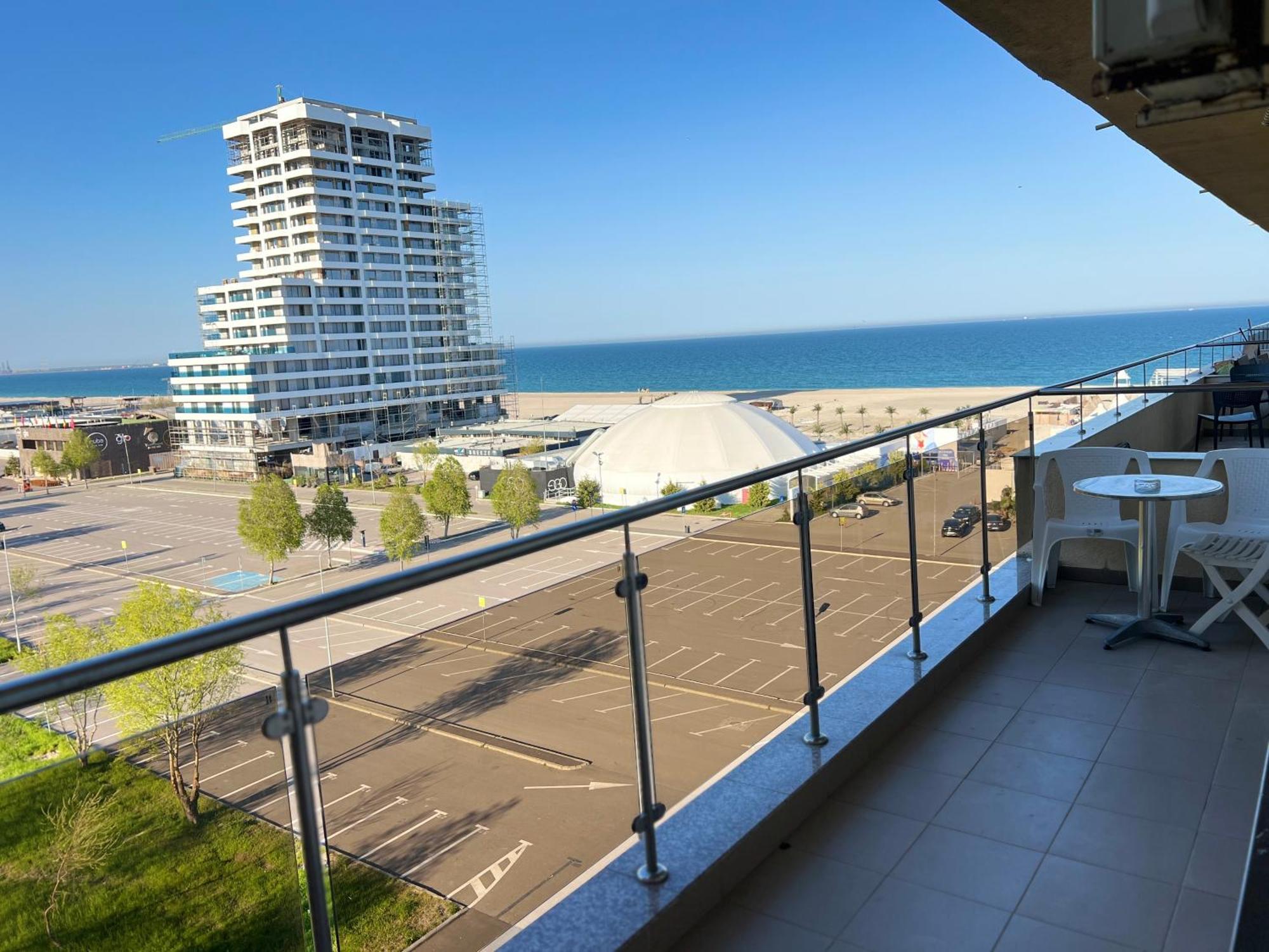 Summerland Sea-View Luxury Apartment Mamaia Extérieur photo